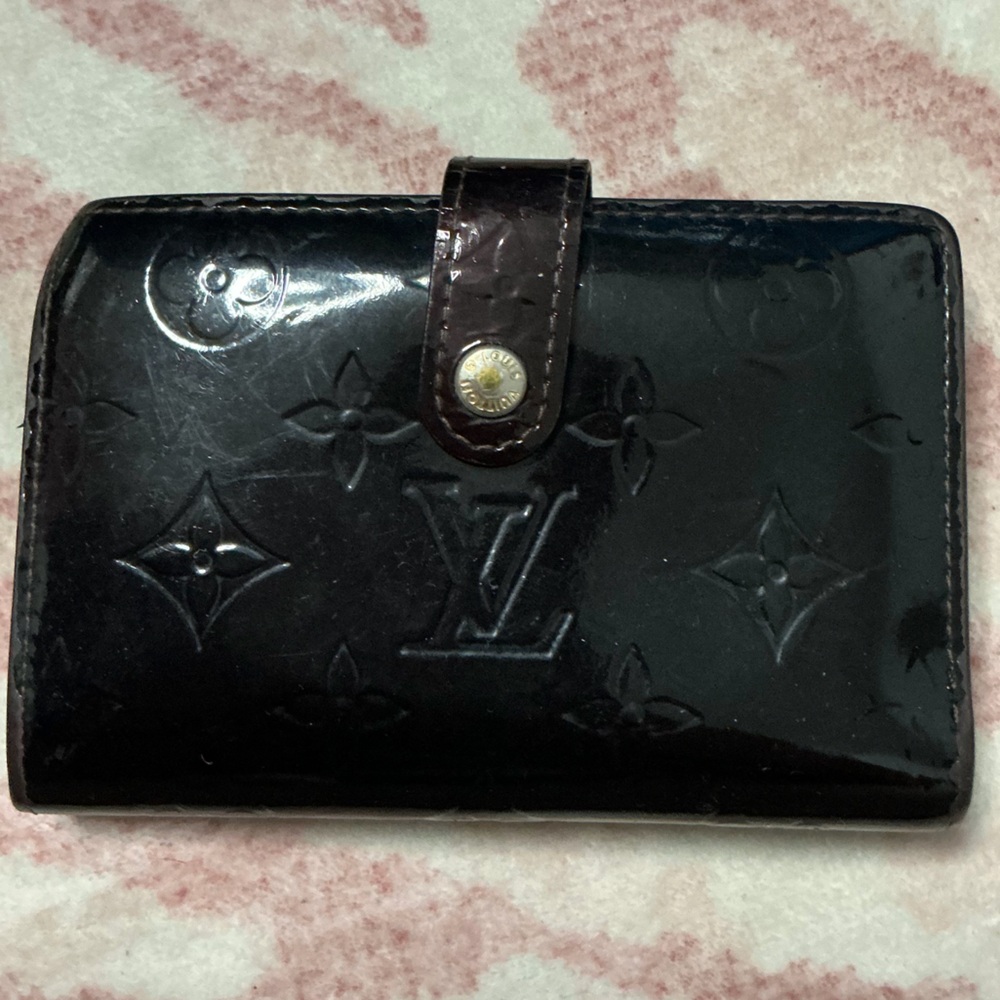 Louis Vuitton Vernis Amarante Wallet